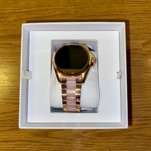 Michael Kors Rose Gold Access Bradshaw